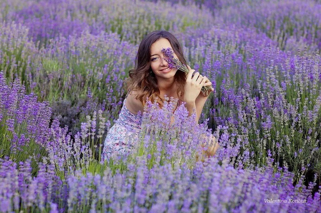 Лаванда эфирное. Чем пахнет лаванда. Лавандовый запах. Mon guerlain лаванда. Мята лаванда герань.