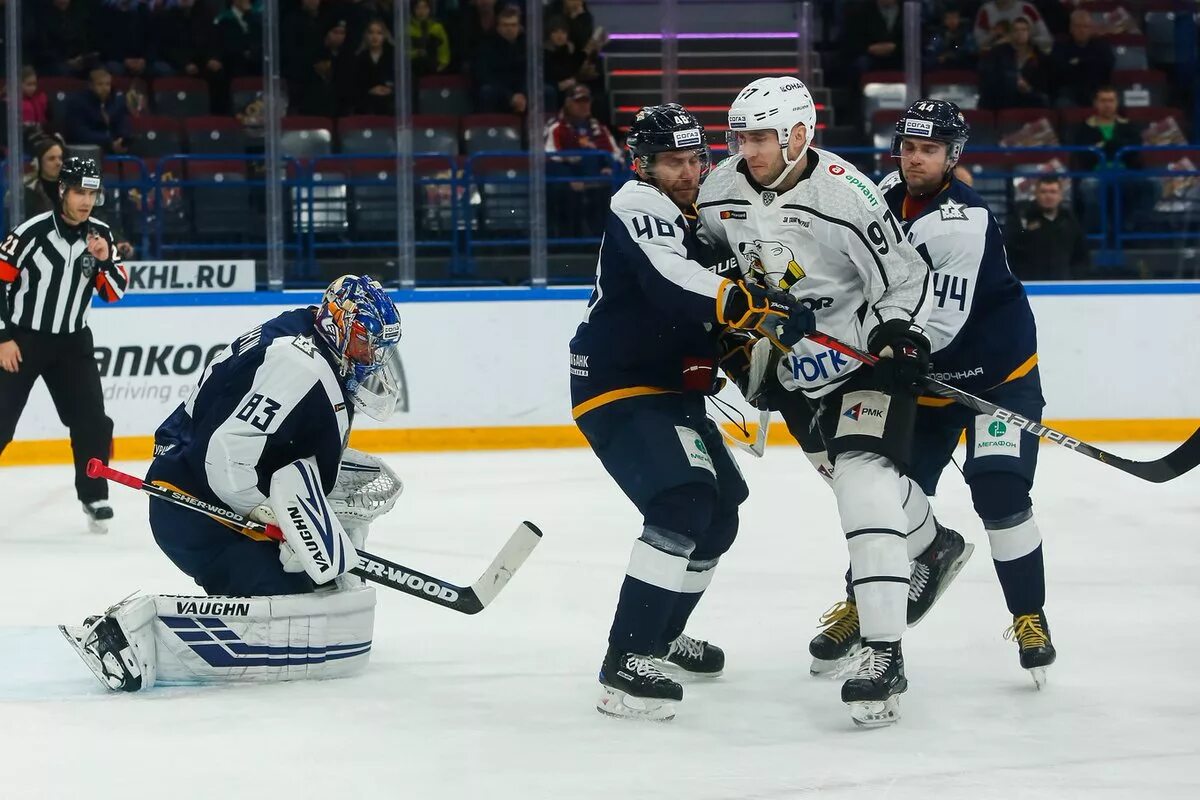 Хк трактор 2020. Хартикайнен салават юлаев. Команда салават юлаев хоккей. Трактор игра сегодня счет. Хоккеисты трактора.