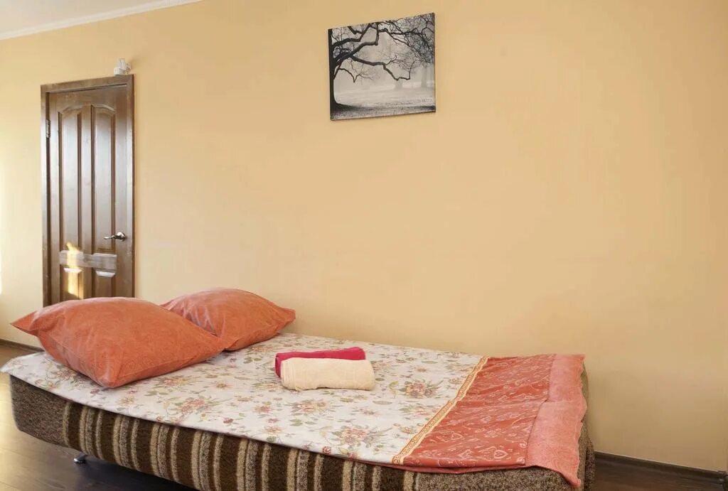 Дом посуточно улан удэ. Коттедж с бассейном в улан удэ. Дом посуточно улан удэ. 152. Элитная квартира в улан-удэ.