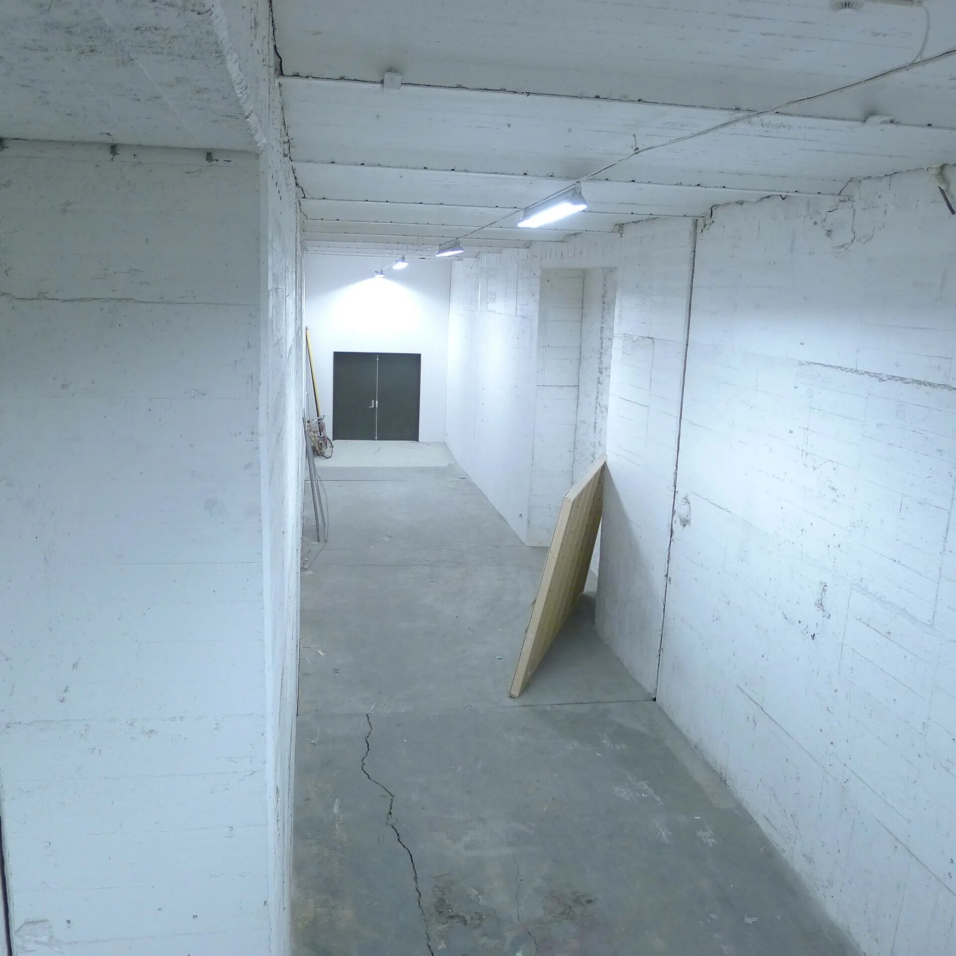 Backrooms level 1. Закулисье backrooms 1 уровень. закулисье backrooms 1уровинь. закулисья backrooms уровни 1. backrooms level 3.