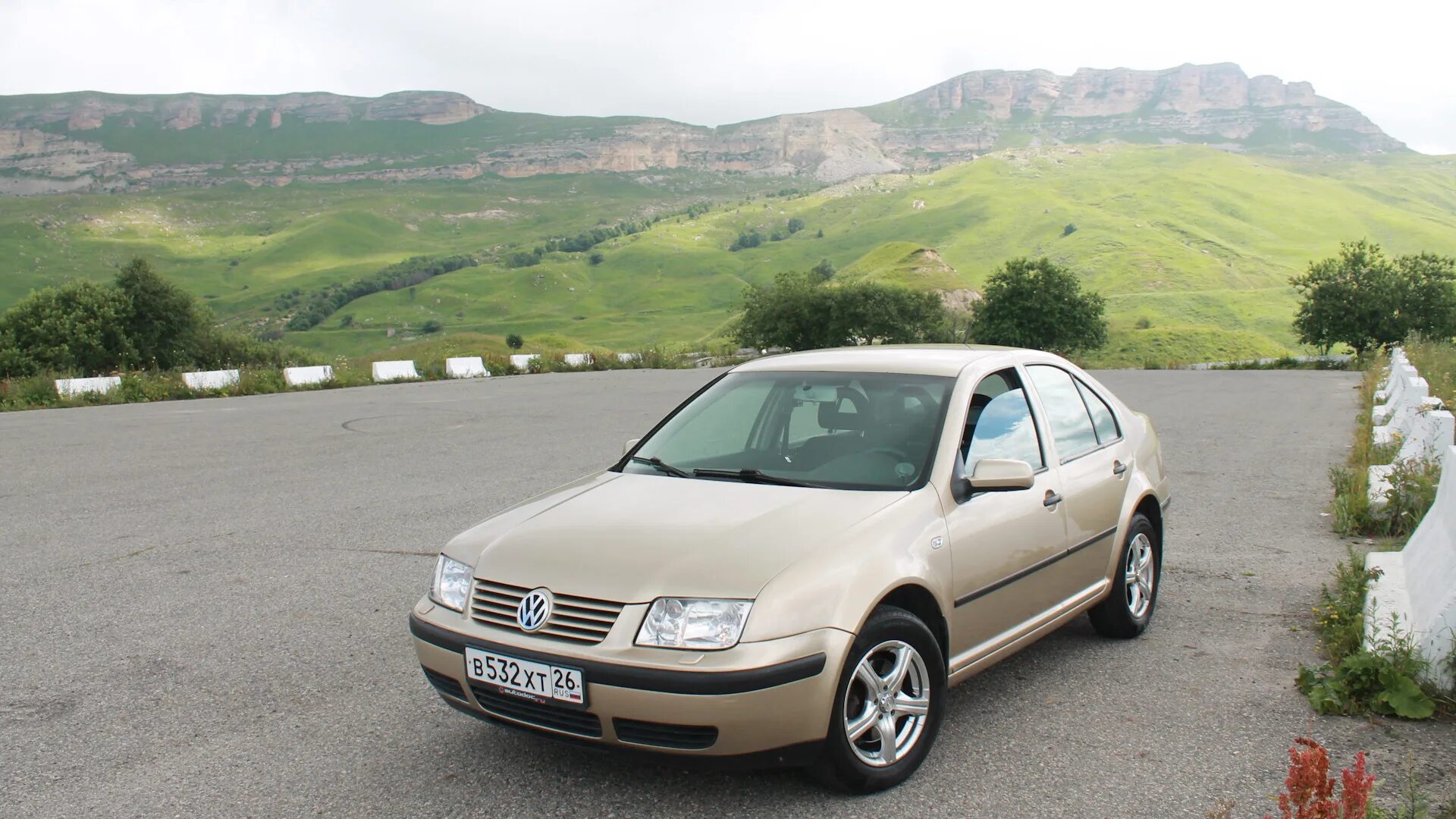 Volkswagen bora 1.6. Фольксваген Бора 1,6 2001. Фольксваген Бора 2002 1.6. Фольксваген Бора 2010. Фольксваген Бора поколение 6 2002-2007.