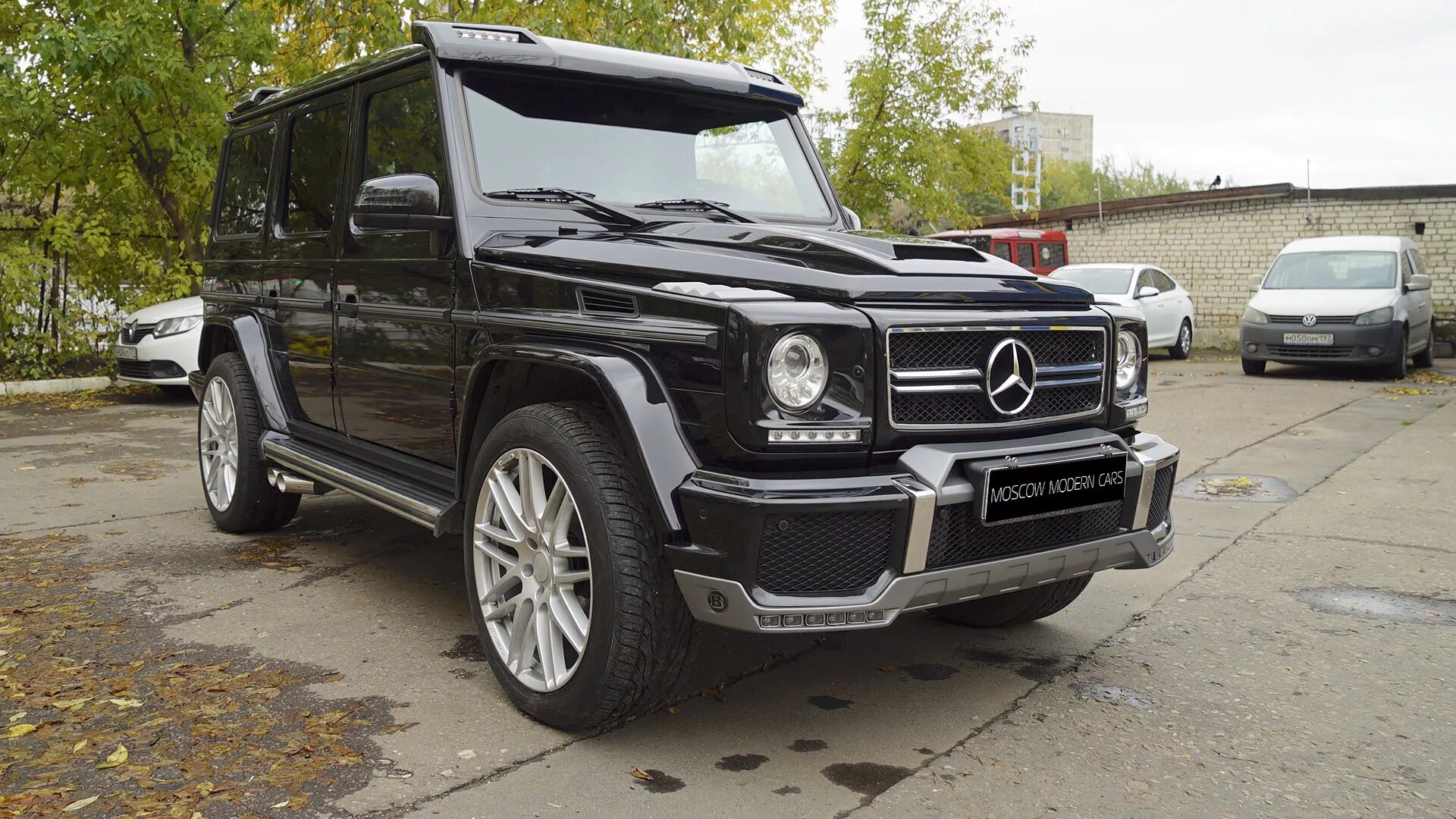 Авито россия гелендваген. W463 козырек Brabus. Гелендваген АМГ 6.5. Серебристый Гелик AMG 463. Гелендваген Брабус.