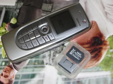Телефоны 2004