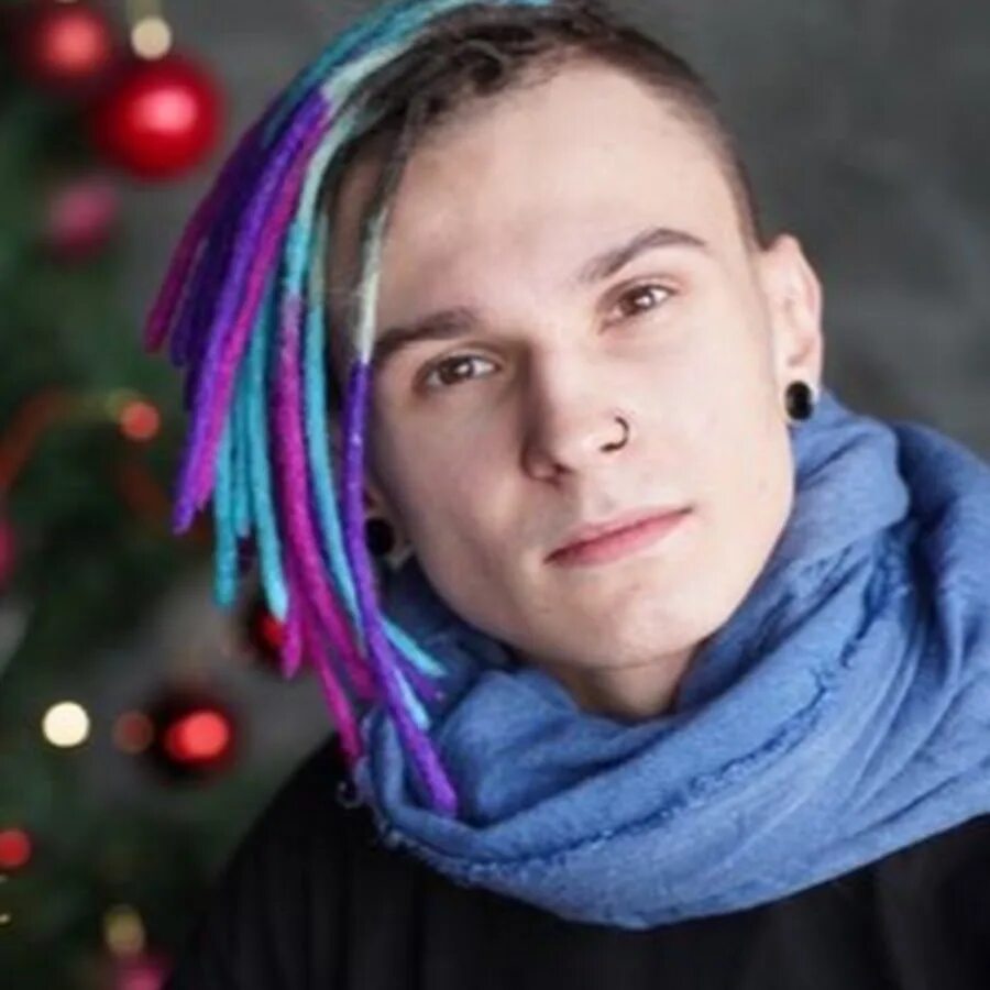 Жека ютубер. Ютубер женя. Женя чернявский блоггер. Ютубер женя. Ютубер женя.