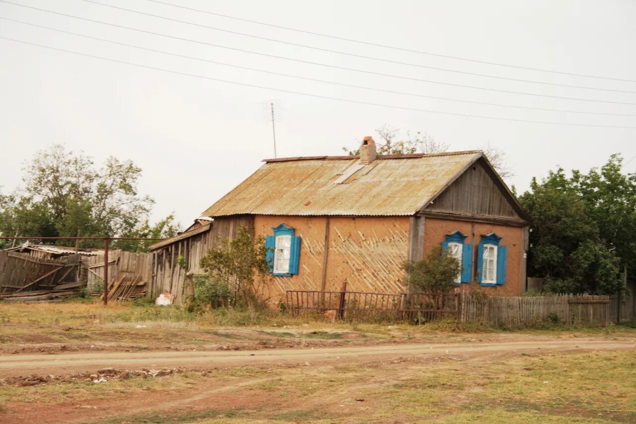 Погода в ровенской области на неделю. Саратовская область Ровенский район село Новокаменка. Село Кривояр Саратовская область. С Кривояр Ровенского района Саратовской. Привольное Саратовская область Ровенский.