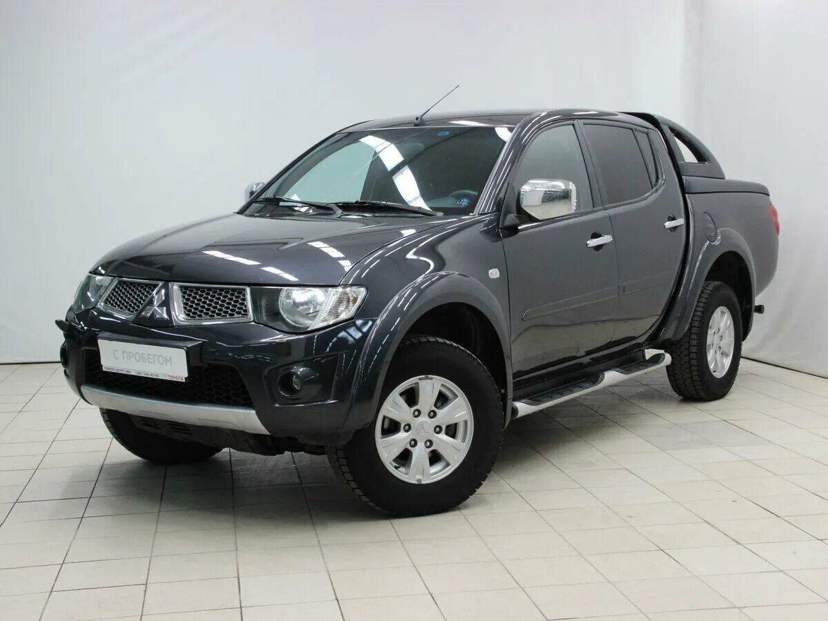 Митсубиси л200 купить в москве. Митсубиси л200. Серый Mitsubishi l200. Mitsubishi l200 IV. Mitsubishi l200 IV, 2012.