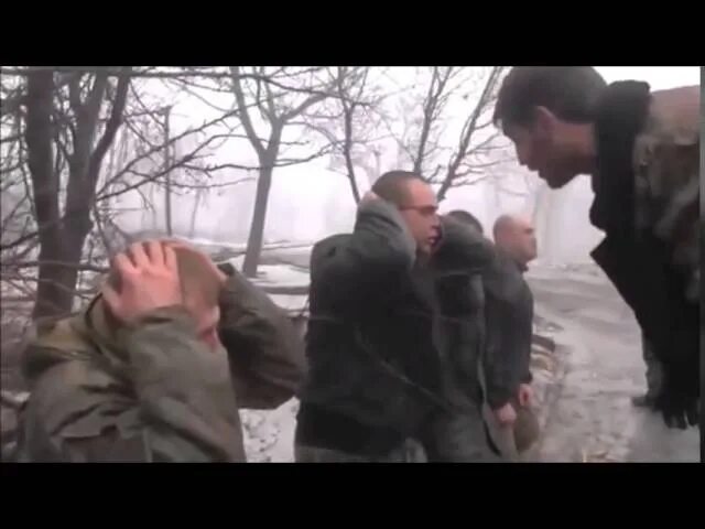 Гиви допрашивает пленных всу. Разговоры с пленными. Вернись живым из украины. Разговоры с пленными. Разговоры с пленными.
