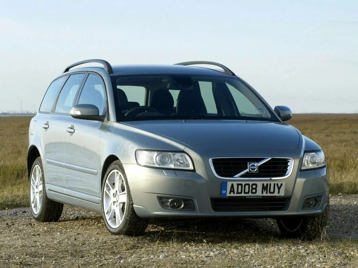 Volvo v50 2008. Volvo v50 r. Volvo v50 2009. Volvo v50 1.6. Вольво дизель купить в спб