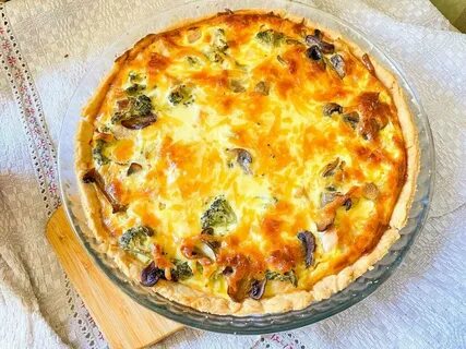 Киш с курицей и грибами в духовке
