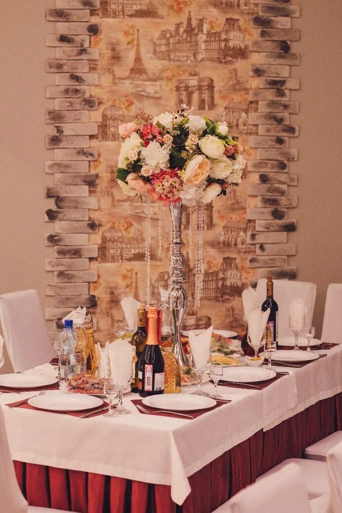 Кафе сокол пенза коммунистическая. Ресторан праздничный пенза. Синерджи кафе сокол. Банкетный зал сокол пенза. Коммунистическая 28 кафе сокол пенза.