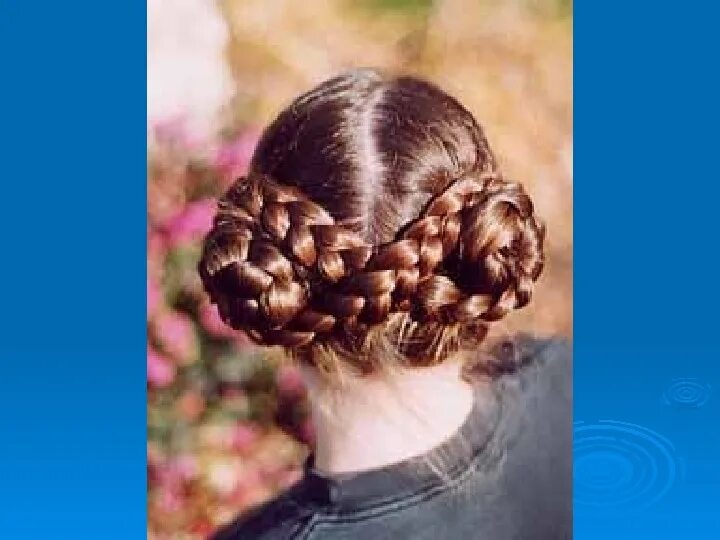 8 косою. Прически из кос. Девочка с косичками. 8 косою. Косы плетение восьмеркой.