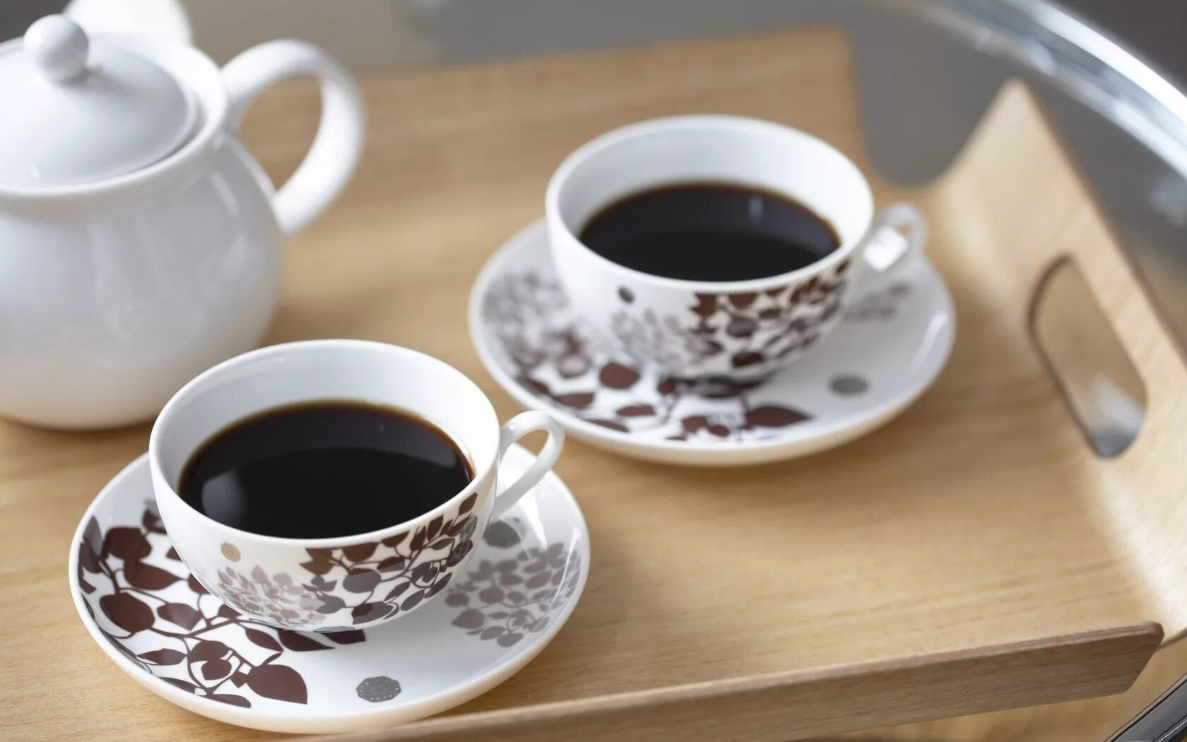 На столе стоят 20 кружек с кофе. Чашка кофе. Две чашки кофе. Кофейная чашка. Стильные кофейные чашки.