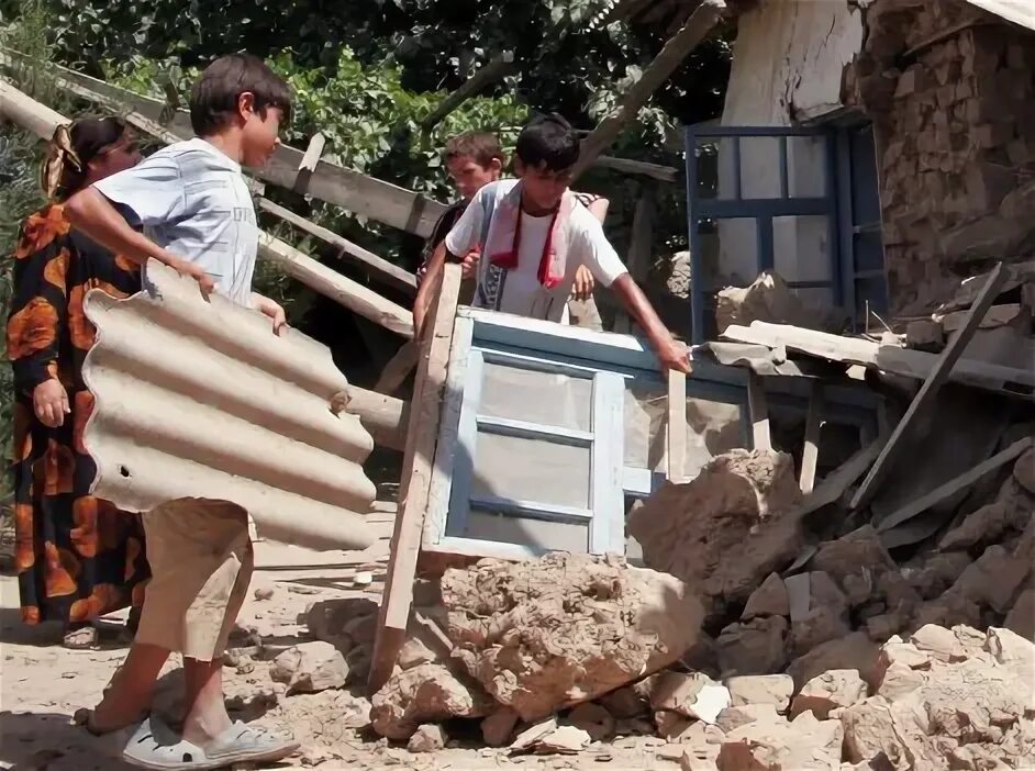 Таджикистан фото. Землетрясение в душанбе. Землетрясение в худжанде. Землетрясение в душанбе 1949. Землетрясение в худжанде.