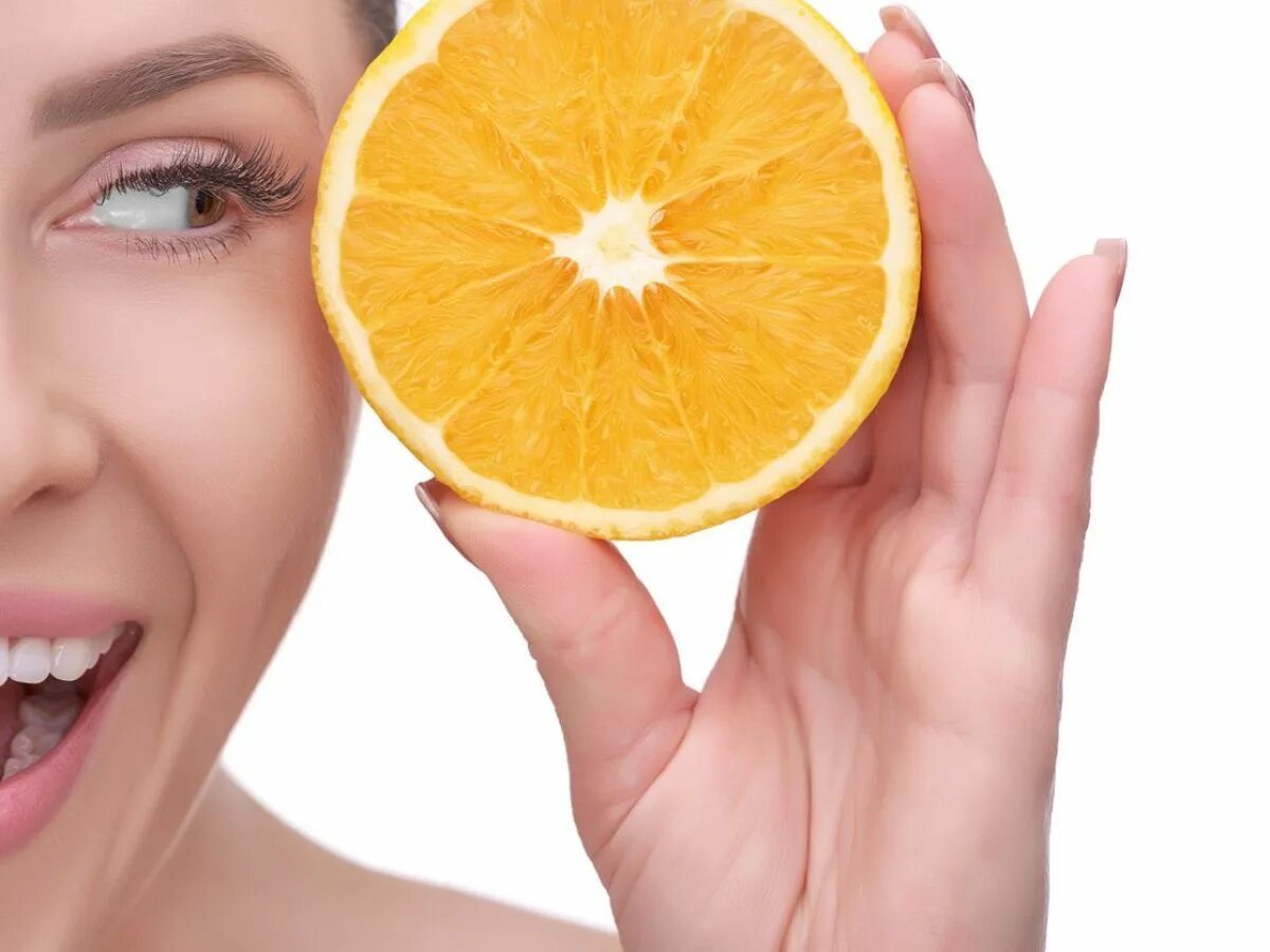 Красивая лицо vitamini. Skin Vitamin c. Витамины улыбка. Девушка и витамин c.