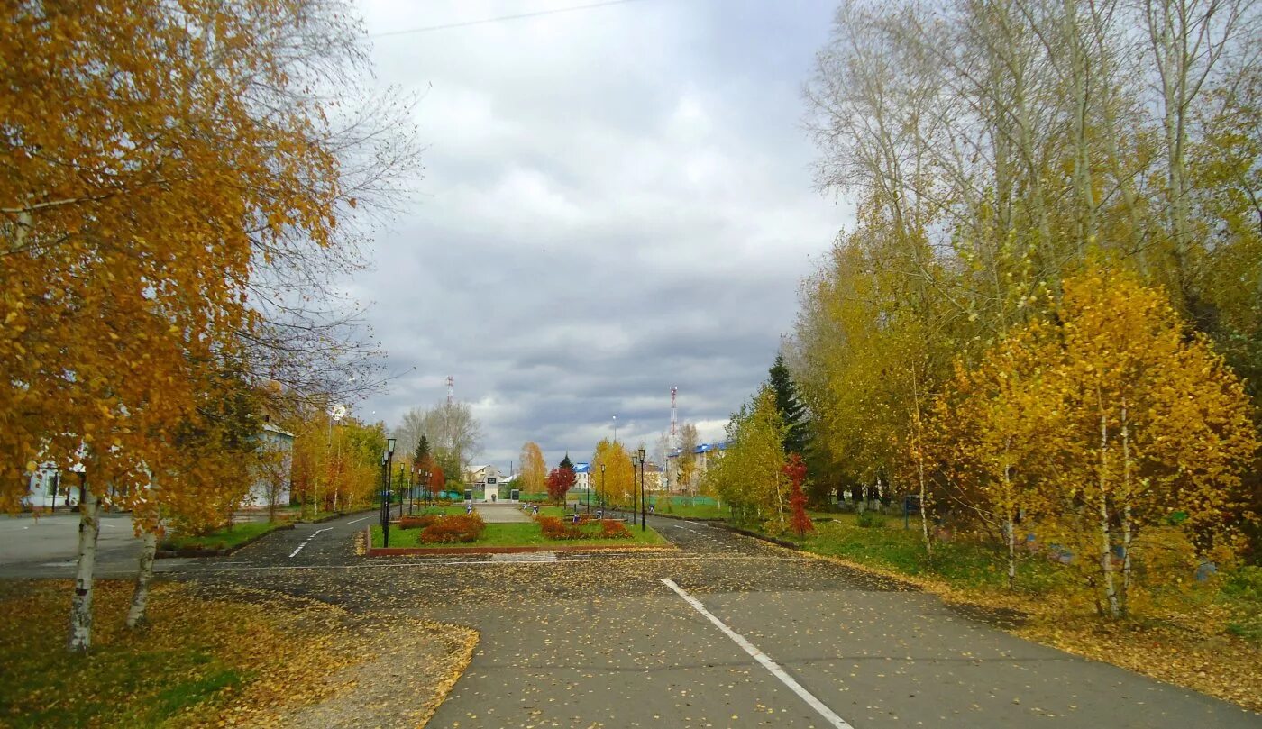 Поселок городского поселения. Яя Кемеровская область. Анжеро-Судженск осень. Яя поселок городского типа. Яя поселок городского типа Кемеровская обл.