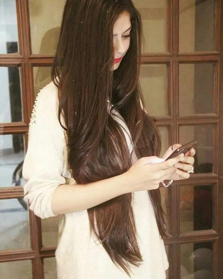 Кавказские девушки с длинными черными волосами. Волосы кавказских девушек. Красивые брюнетки. Волосы кавказских девушек. Карина езидка.