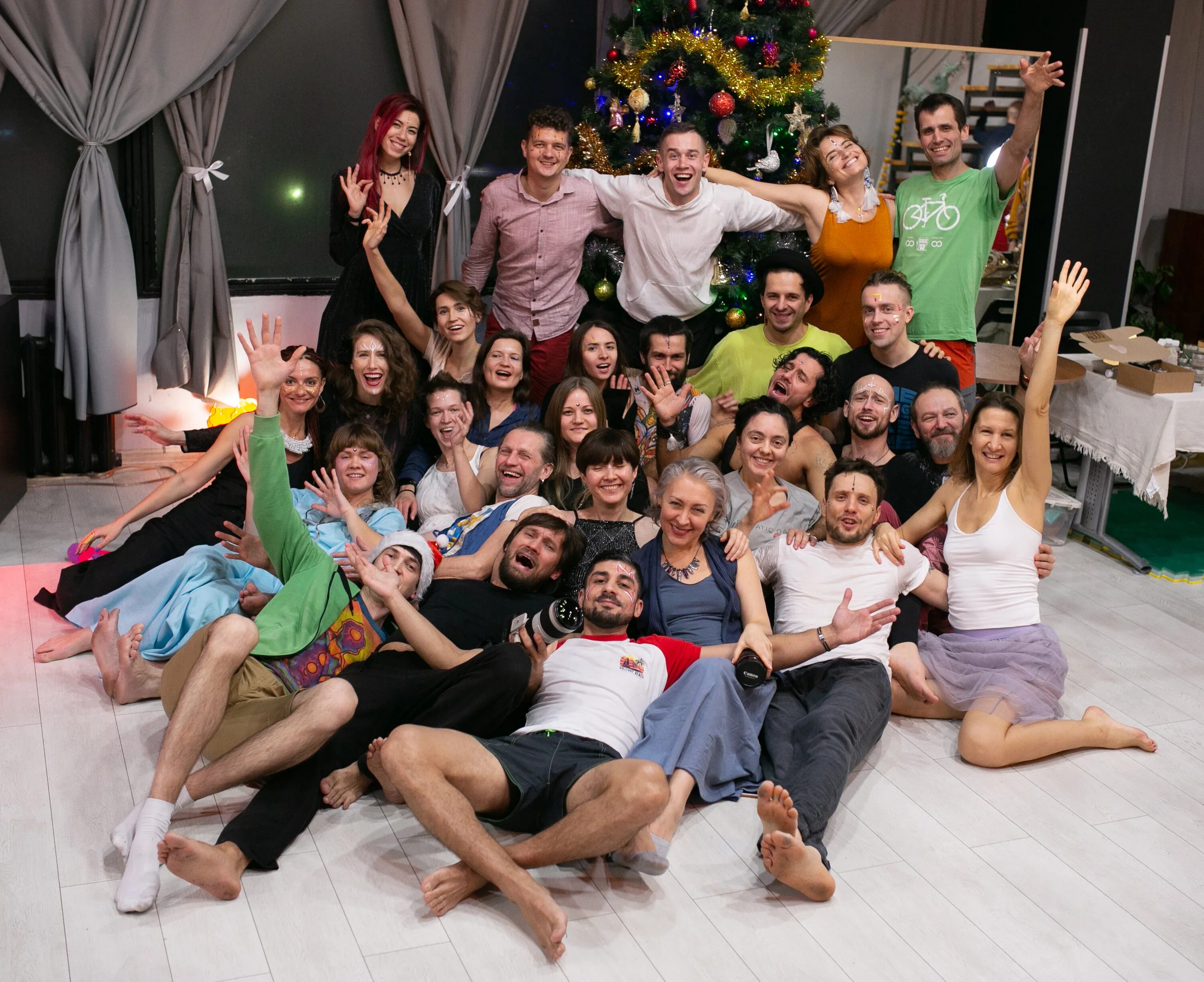 Экстази. Ecstasy new winter party hit 2024. Новогодняя вечеринка. Аман экстатик дэнс. Проект х дорвались.