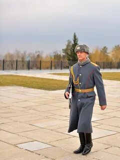 Фото солдата в москве