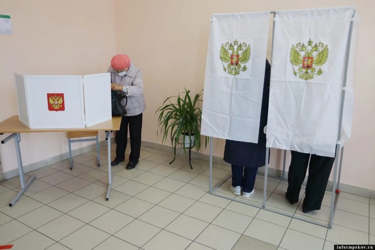 Голосование в муниципалитетах. Голосование в муниципалитетах. Голосование в москве 2022. Выборы 2022 голосование. Голосование в муниципалитетах.