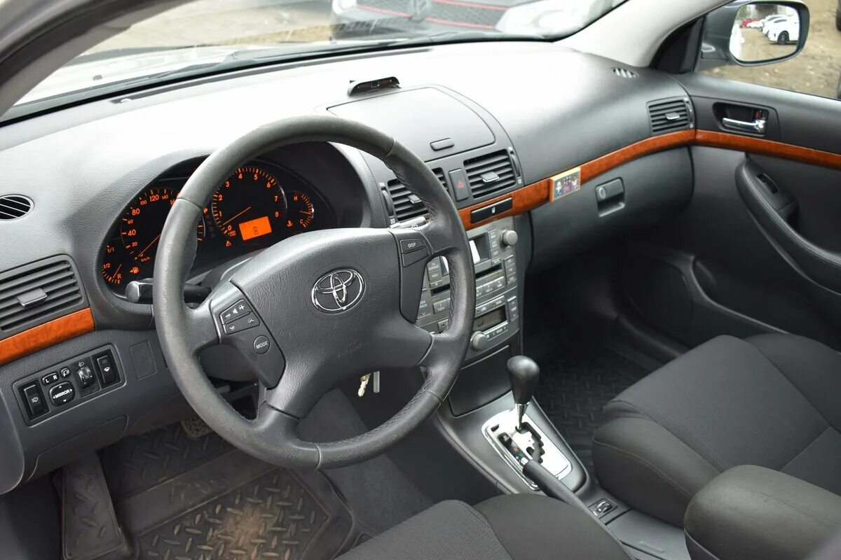 Toyota avensis 2008. Toyota avensis 2008. тойота авенсис 2008 1. тойота авенсис американка. Toyota avensis 2008.