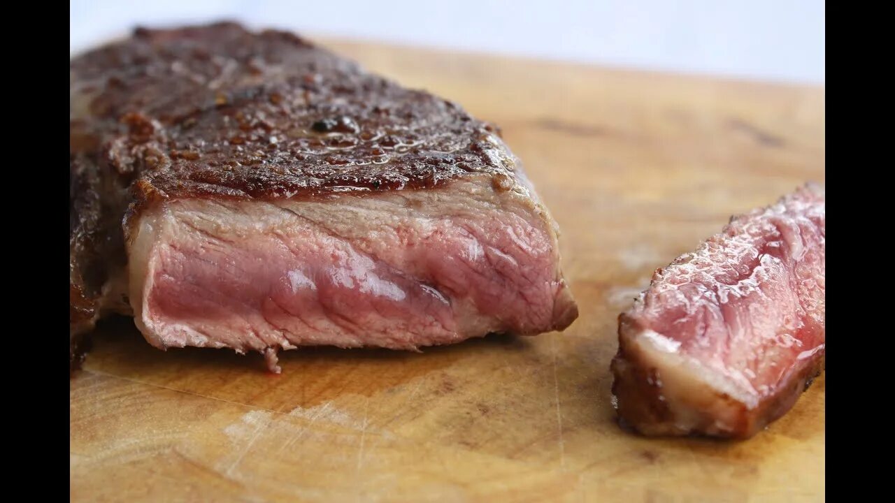 Прожарка стейка Medium rare. Стейк Рибай Медиум. Рибай прожарки Медиум. Филе Миньон Медиум рейр.