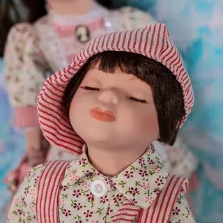 Куклы целую
