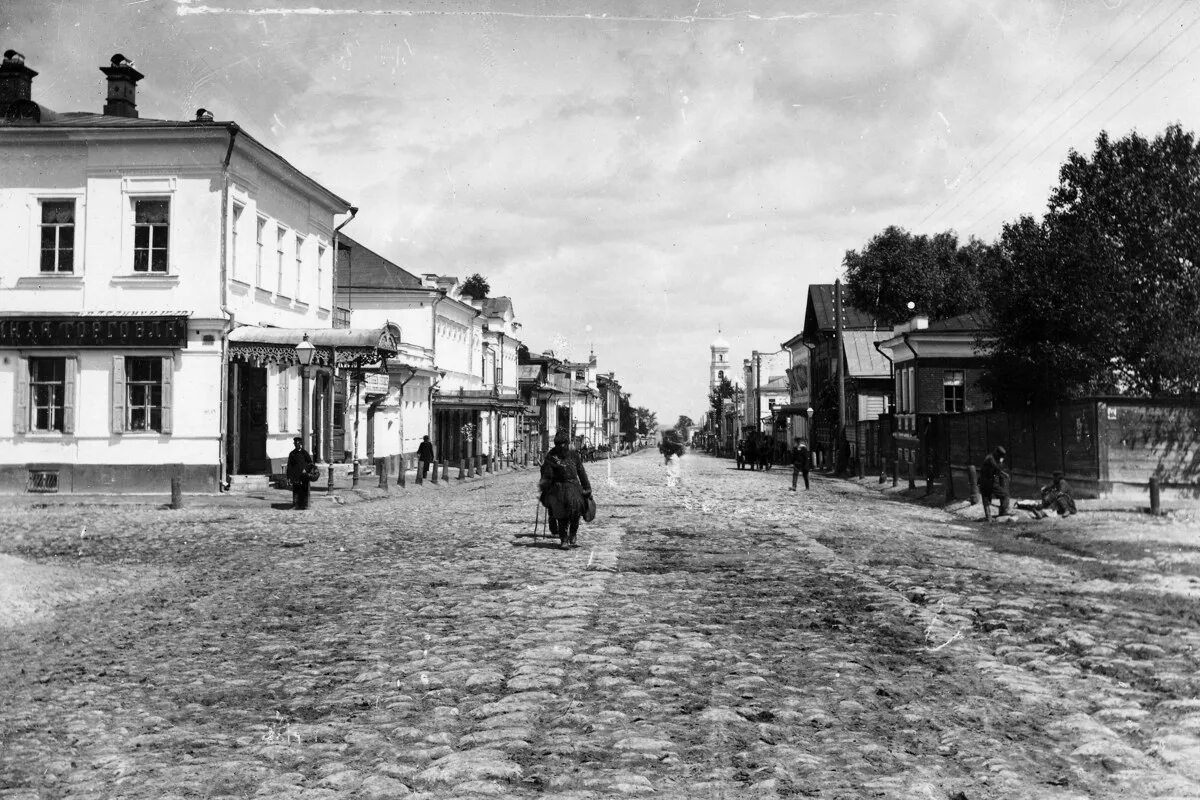 Дмитриев г в нижний новгород. Ильинская улица Нижний Новгород. Улица Ильинская 19 век Нижний Новгород. Покровская улица Нижний Новгород 19 век. Большая Покровская и Ильинская улица Нижний Новгород.