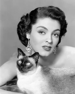 Actress Suzan Ball (who was Lucille Ball's second cousin) posing with ...