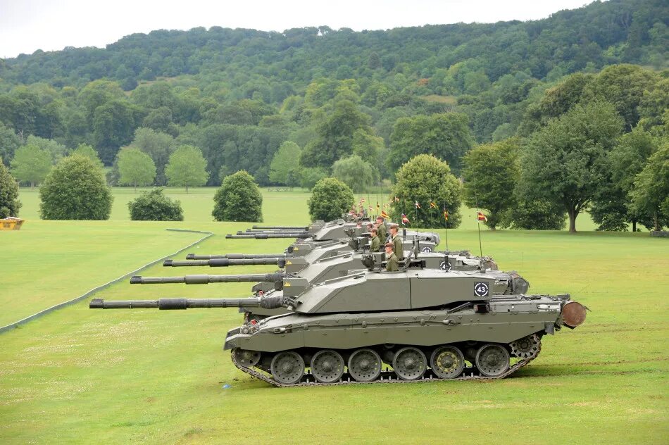 Автомобиль танк страна производитель. Танк Челленджер 2. Challenger 2 MBT. Английский танк Челленджер 2. Танк Британии Челленджер.