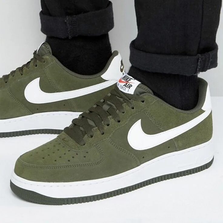 Найк форсы 1 зеленые. Nike Air Force 1 Army Green. Nike Air Force one 07 Army Green. Nike Air Force 1. Кроссовки найк замшевые