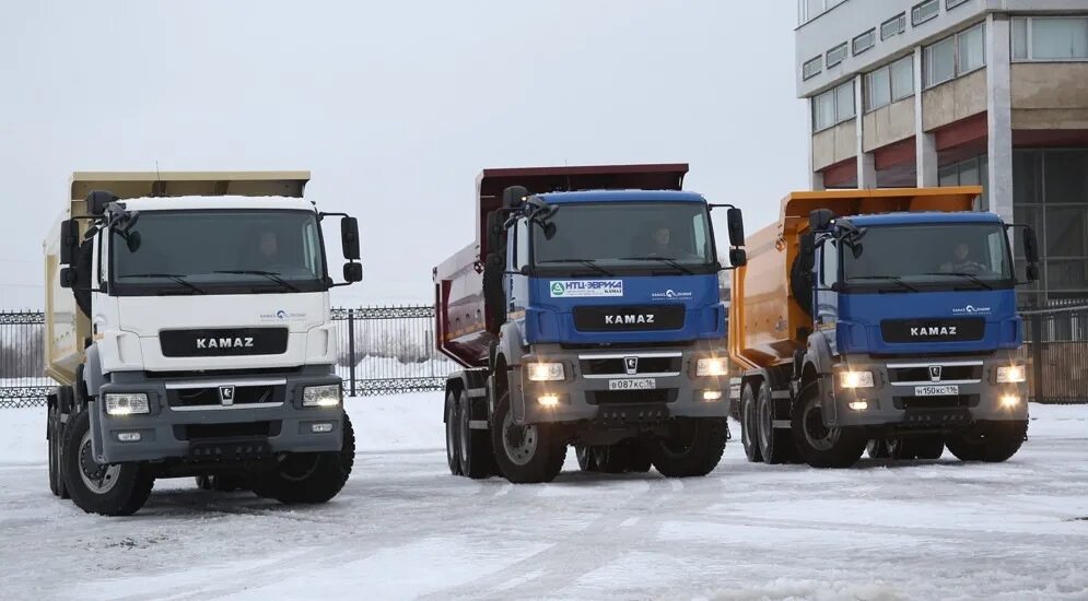 Почему стоит камаз. Камаз 65802 тягач. новый камаз 6580. камаз 65802 6х6 тягач. камаз 6580 6х6.