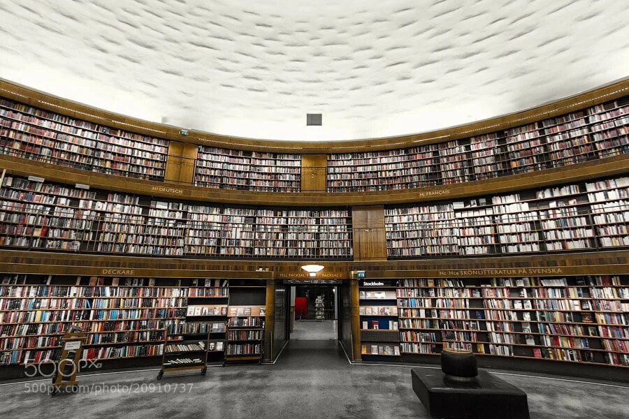 Стокгольмская общественная библиотека Швеция. Королевская библиотека в Стокгольме. Библиотека в Стокгольме Гуннар Асплунд. Королевская библиотека Швеции.