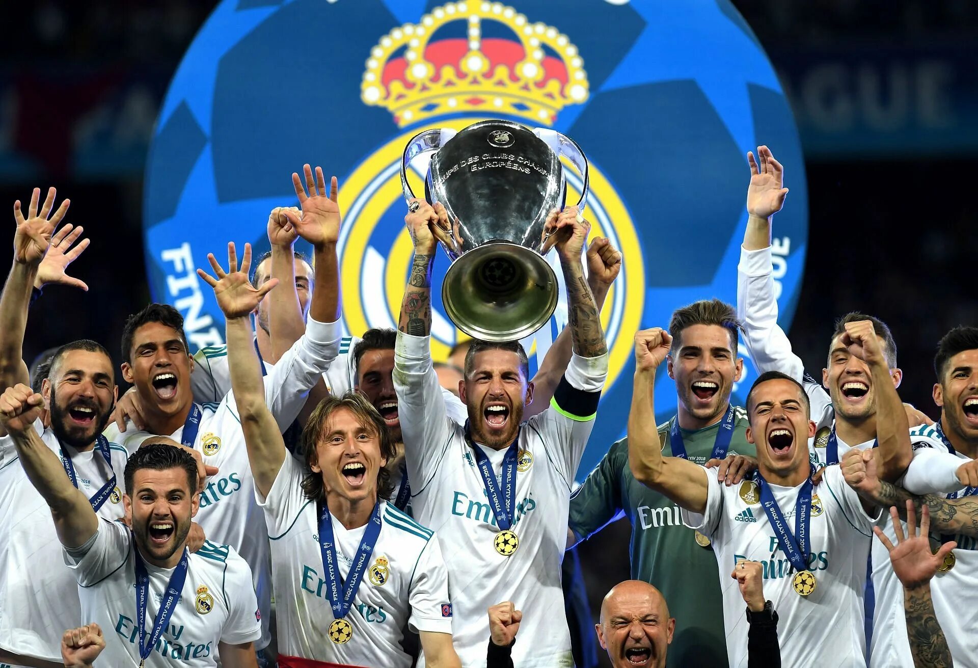 Россия чемпион уефа. Реал Мадрид победитель Лиги чемпионов. Реал Мадрид чемпион Лиги чемпионов. Реал Мадрид чемпион Лиги чемпионов 2018. Реал Мадрид победитель Лиги чемпионов 2017.