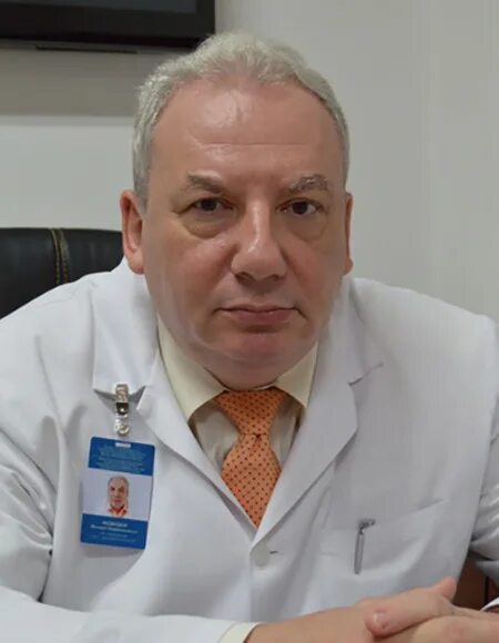 Интервью с врачом. Доктор бернштейн. Медицина академика ройтберга. Доктор медицинских наук фото. Д а старчик доктор медицинских наук.