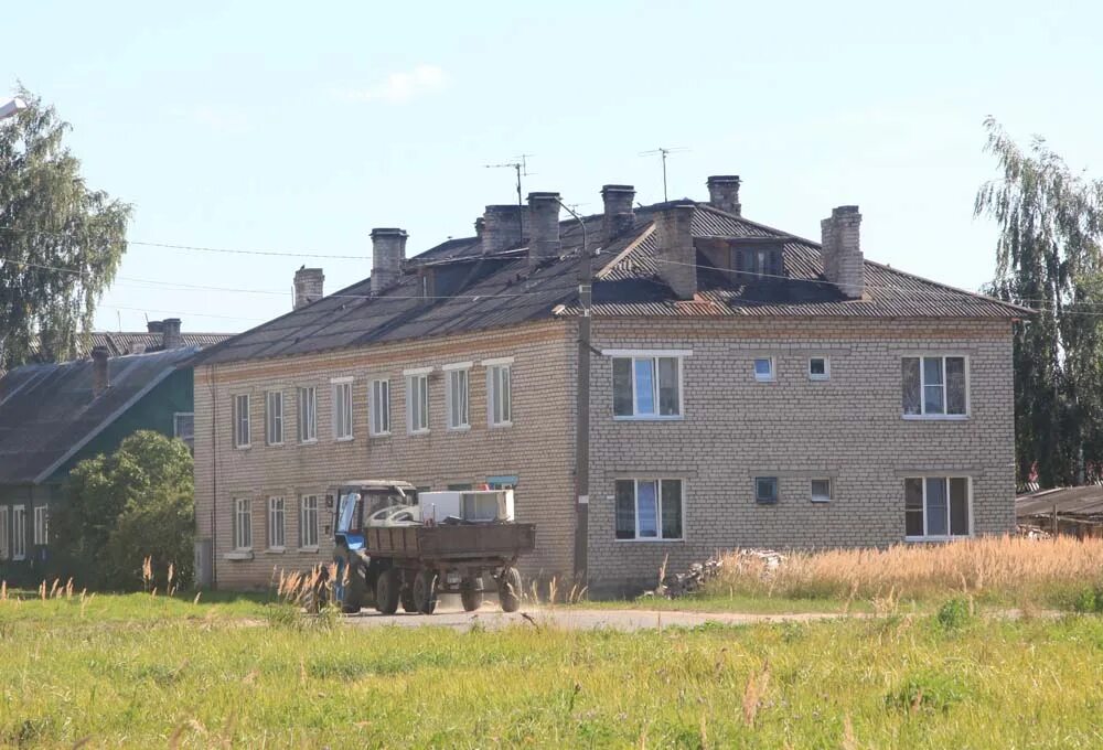 Погода гдов псковской области. Гдов улица Никитина. Гдов ул Никитина 41а. Гдов Псковская область. Город Гдов ул Никитина 19.