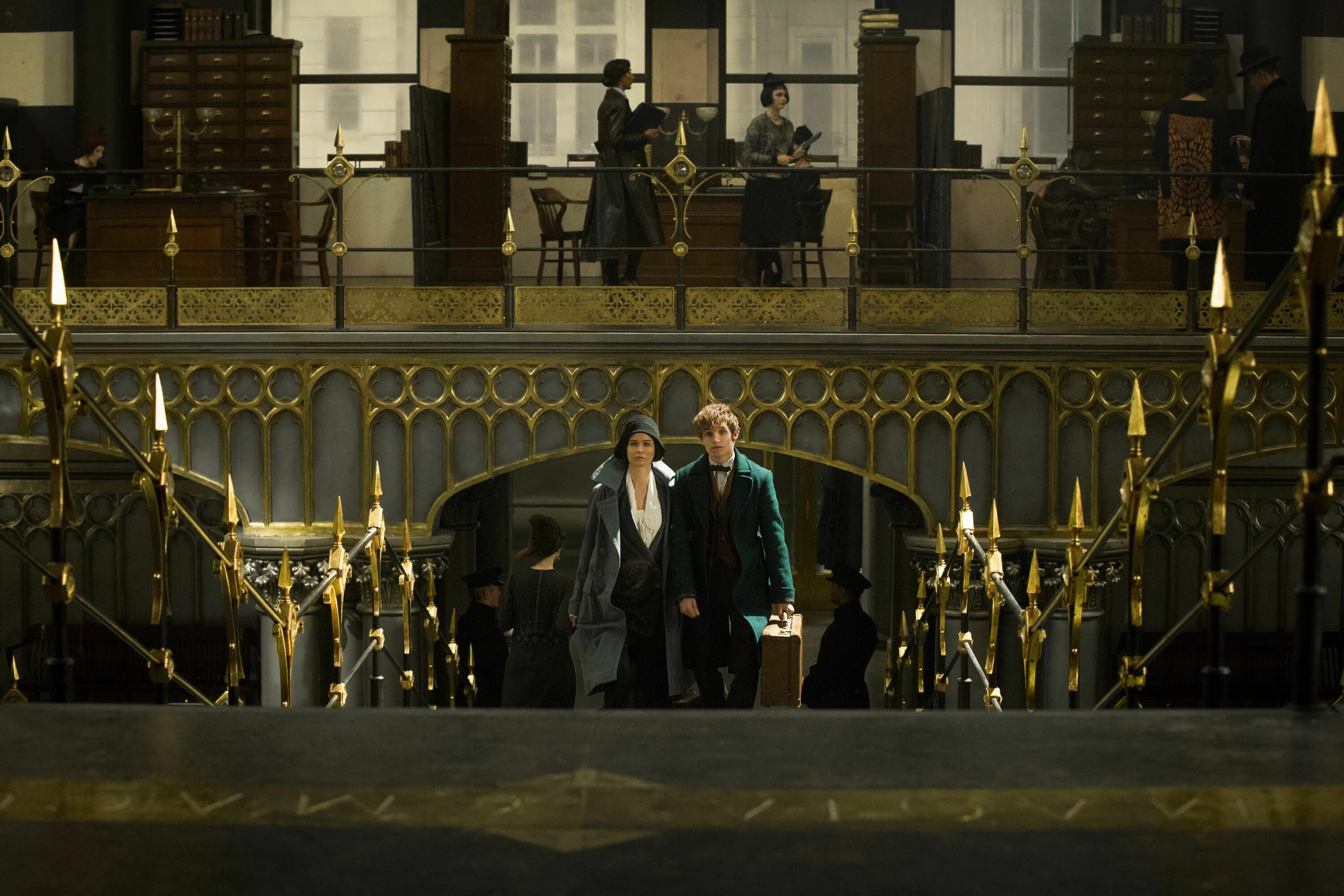 Fantastic beasts and where to find. Фантастические твари нью йорк. fantastic beasts and where to find them. фантастические-твари-и-где-они-обитают. fantastic beasts and where to find them 3.