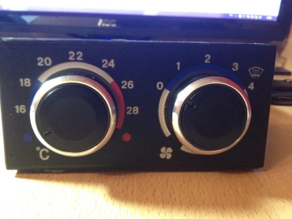 Регулятор печки ваз 2120. Блок управления печкой ваз 2110. Регулятор отопителя. Регулятор отопителя 2110. Пересвет печки ваз 2110.