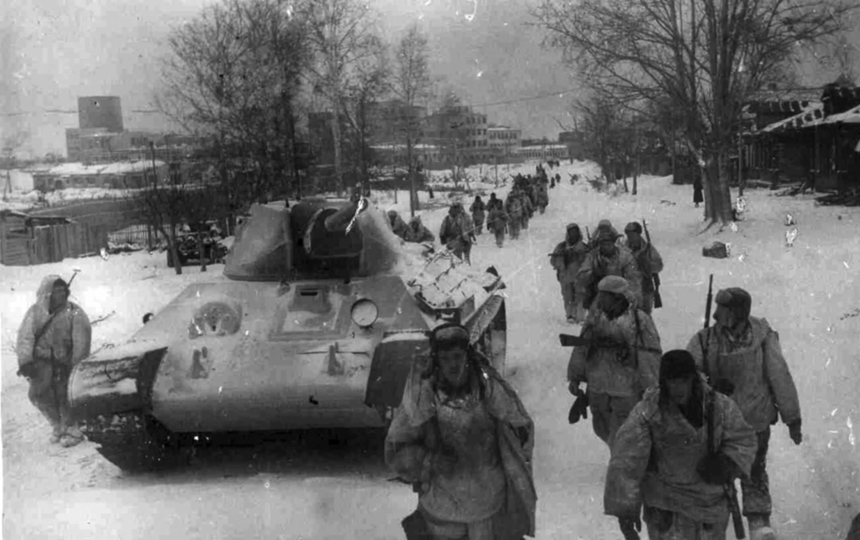 Наступление под москвой дата. Битва под Москвой 1941 контрнаступление. Битва под Москвой – декабрь 1941г.. Контрнаступление советских войск битва за Москву. 5 Декабря 1941 года контрнаступление в битве за Москву.