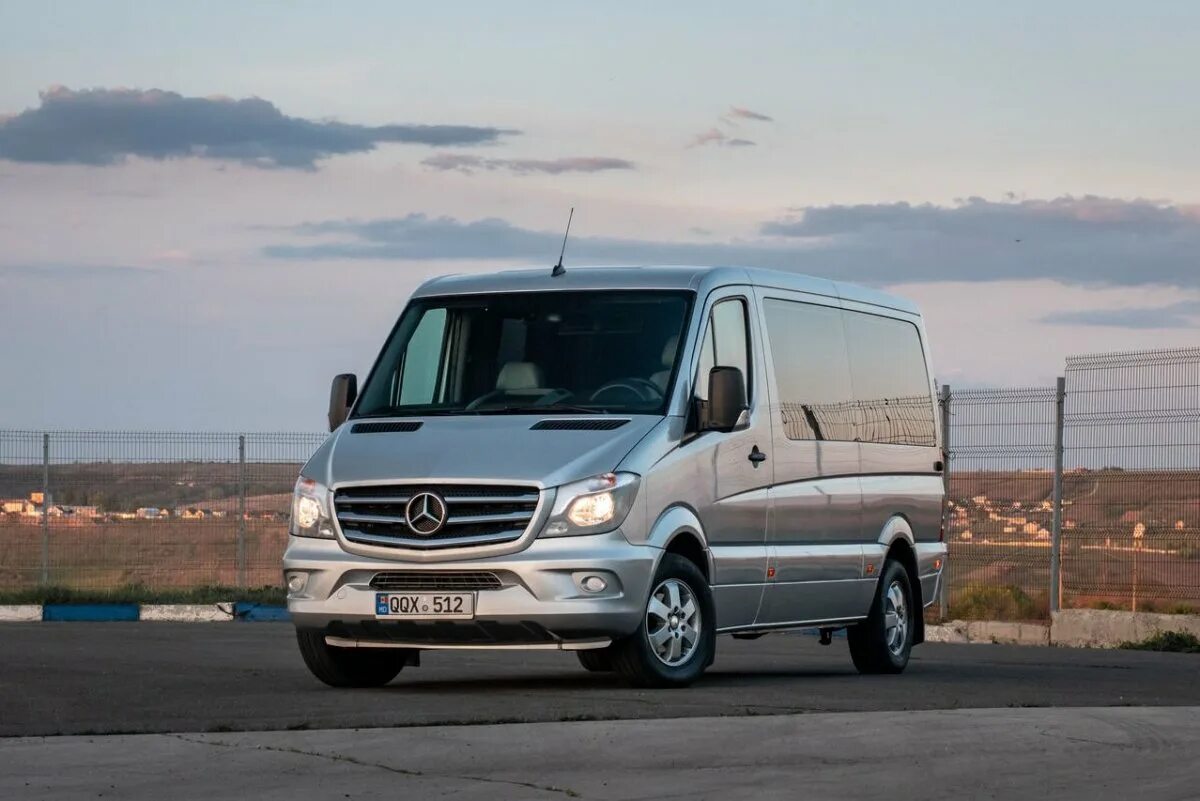 Спринтер бус. Mercedes-benz sprinter 313. мерседес бенц спринтер. mercedes-benz sprinter 906. мерседес спринтер 313.
