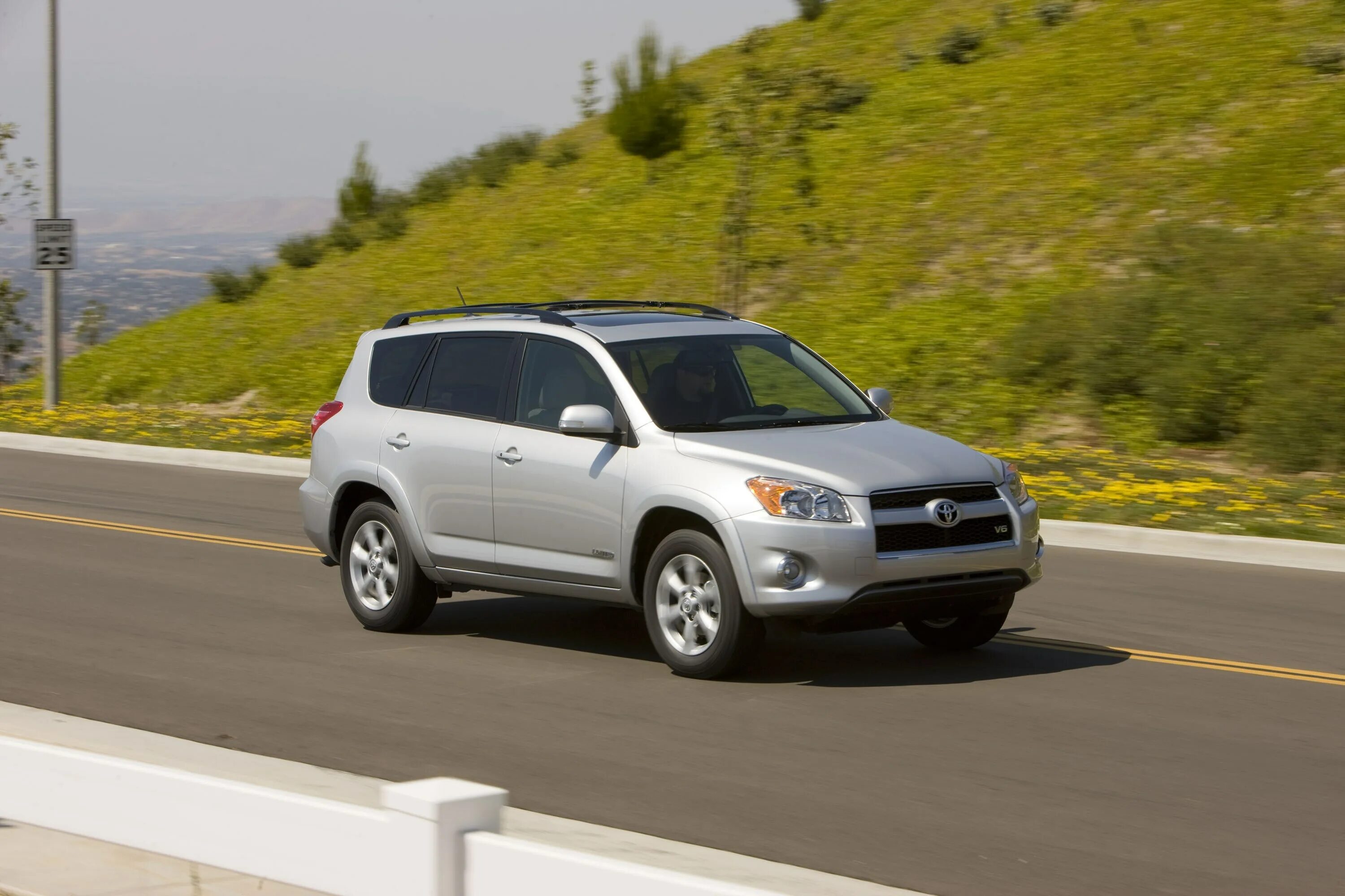 Toyota rav4 2009-2010. Тойота рав 4 2012. Toyota rav4 2009 2.5. Toyota rav4 2012 Limited.