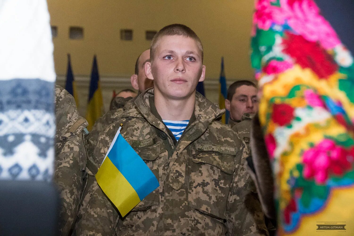 Украинские военные медали. Сергей собко герой украины. Герой украины. Актеры герои украины. Сергей михальчук герой украины.