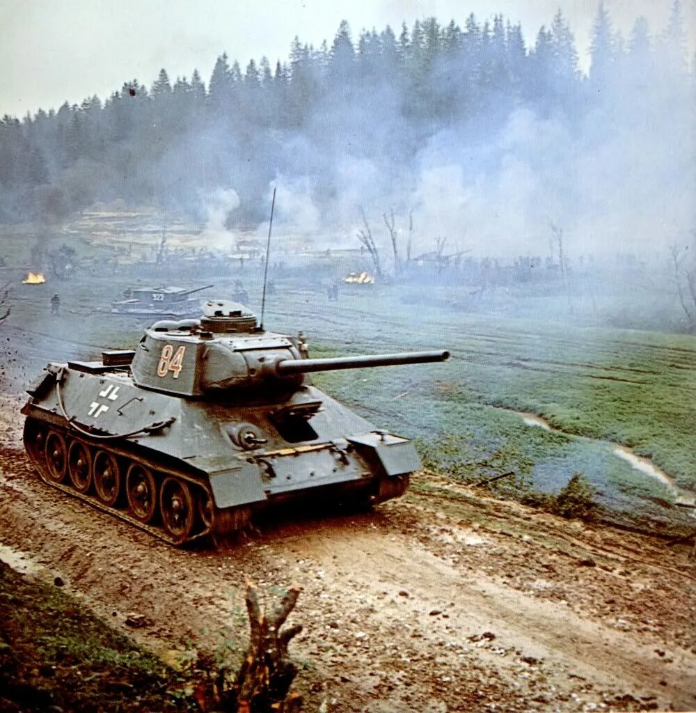 Немецкие танки в советских фильмах. Т 34 И пантера. Т 34 85 Югославия. Немецкий танк т 34.