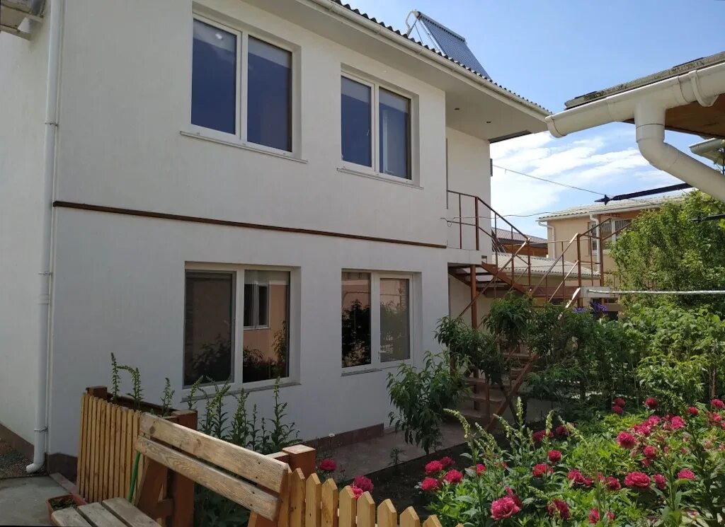 челюскинцев 49/57 учкуевка. учкуевка ул жемчужная. севастополь набережная учкуевка 2 домик. малиновая 10 учкуевка. учкуевка севастополь гостевые дома.