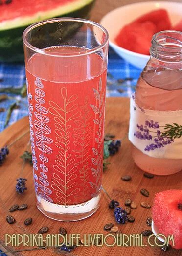 Экстрим подачи коктейлей. Два напиток. Два напиток. Коктейли на двоих в одном стакане. Необычная подача коктейлей.