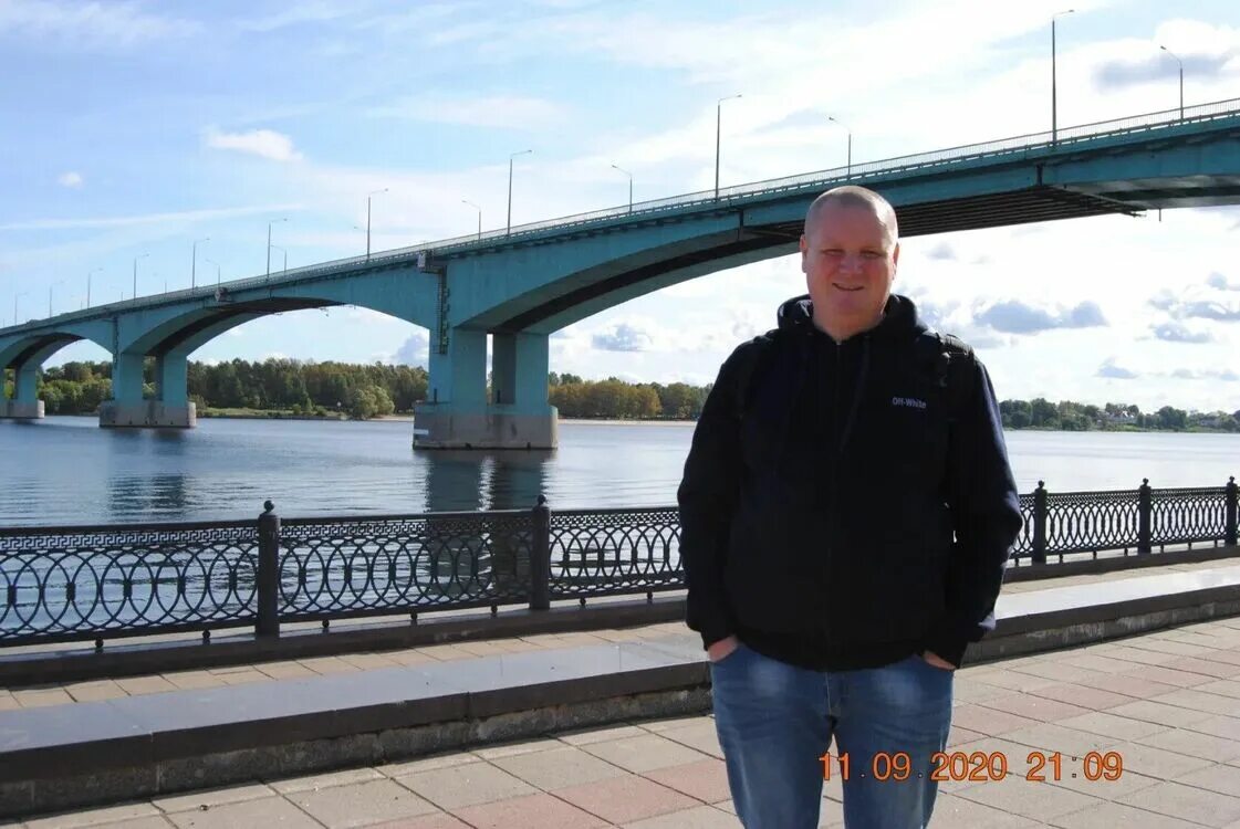 Фото мужчин. Хотел ивантеевка. Анна ивантеевка. Отель ивантеевка московская область. Хотел ивантеевка.