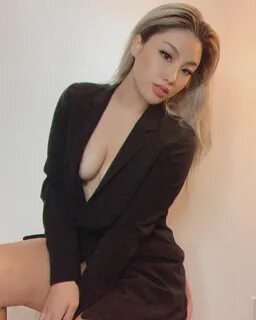 littlebunszz (formerly littlebunseyc) Leaked Onlyfans.
