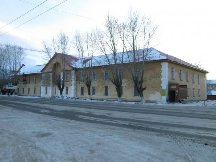 Ирбит коммуны. Ирбитский политехникум, ирбит. ирбит советская 111. ирбит 40 училище. ирбит общежитие советская 111.