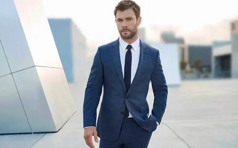 Best Luxury Men's Suit Brands Paul Smith 