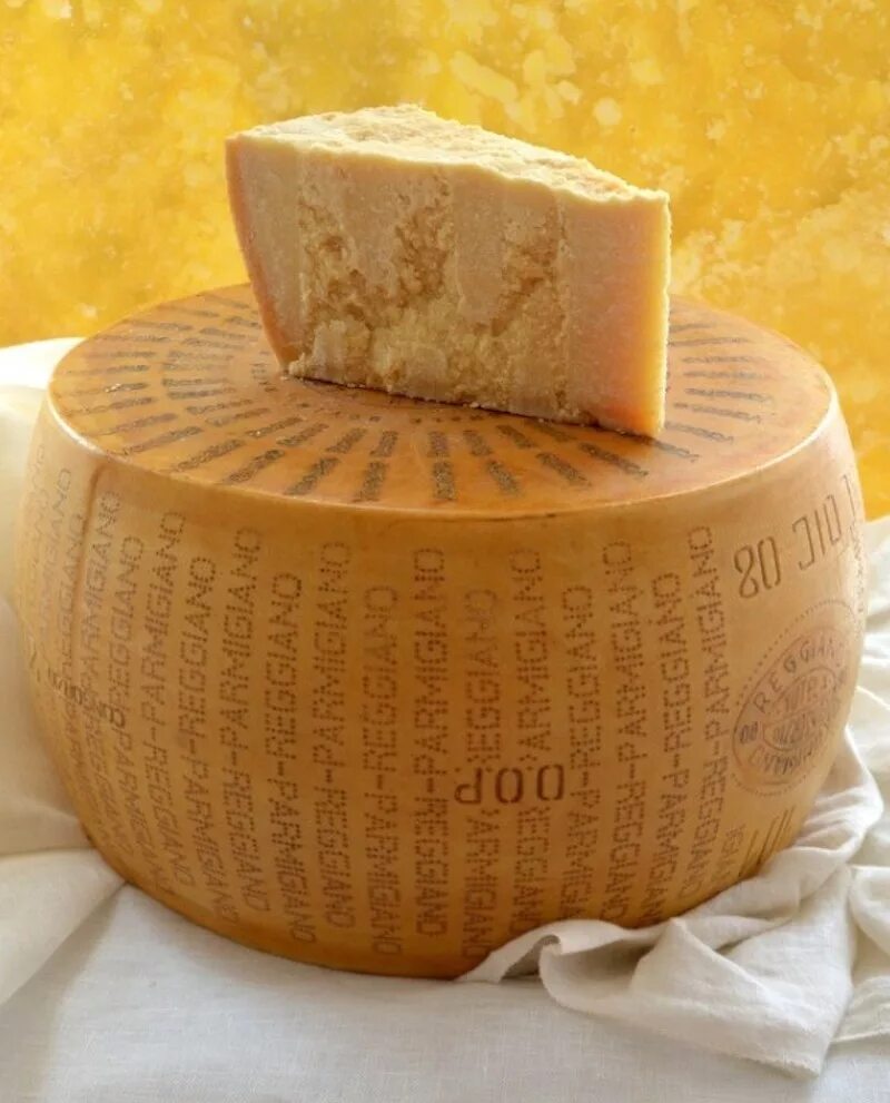 Пармиджано Реджано. Сыр formaggio Parmigiano Reggiano DOP. Пармеджано Реджано пармеджано. Сыр пармезан Реджано.