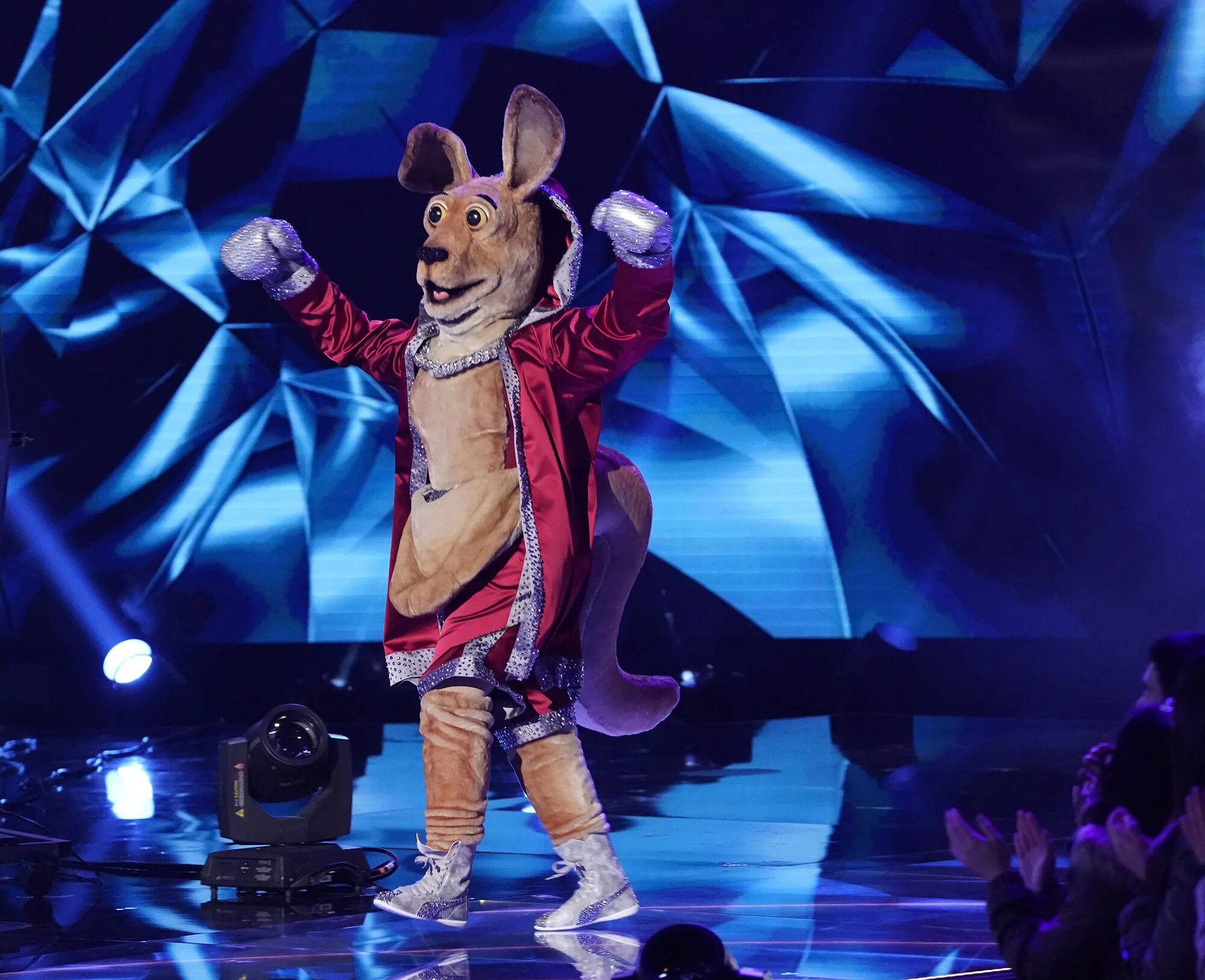 The masked Singer шоу США. Шоу маскед Сингер. The masked Singer шоу маска. Включи другие шоу